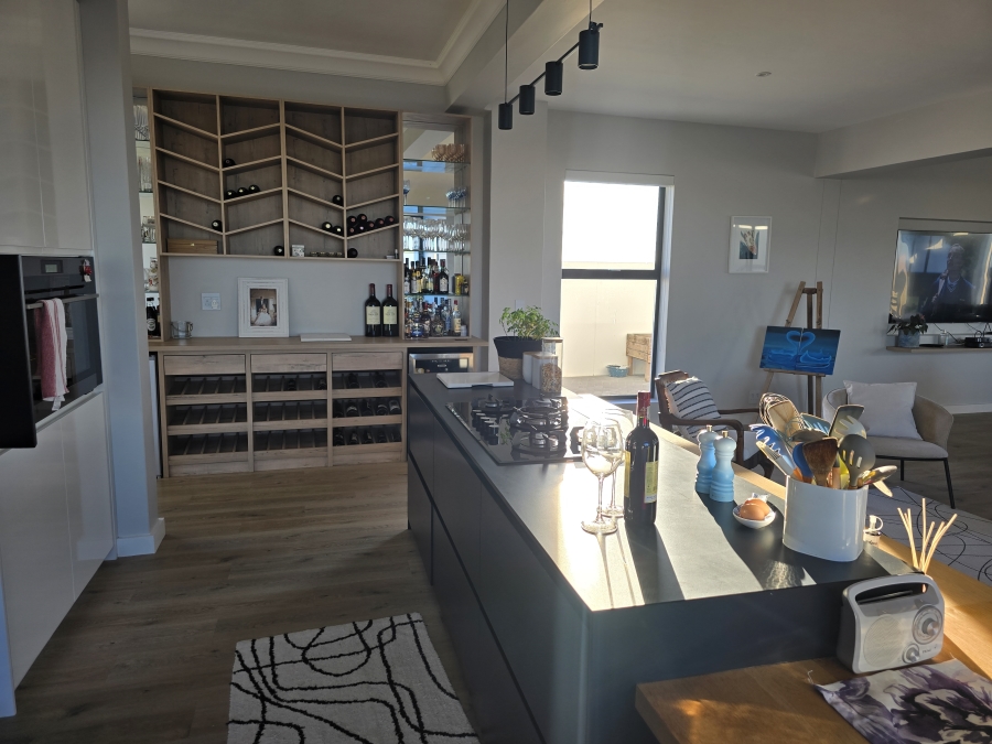 4 Bedroom Property for Sale in Dwarskersbos Western Cape